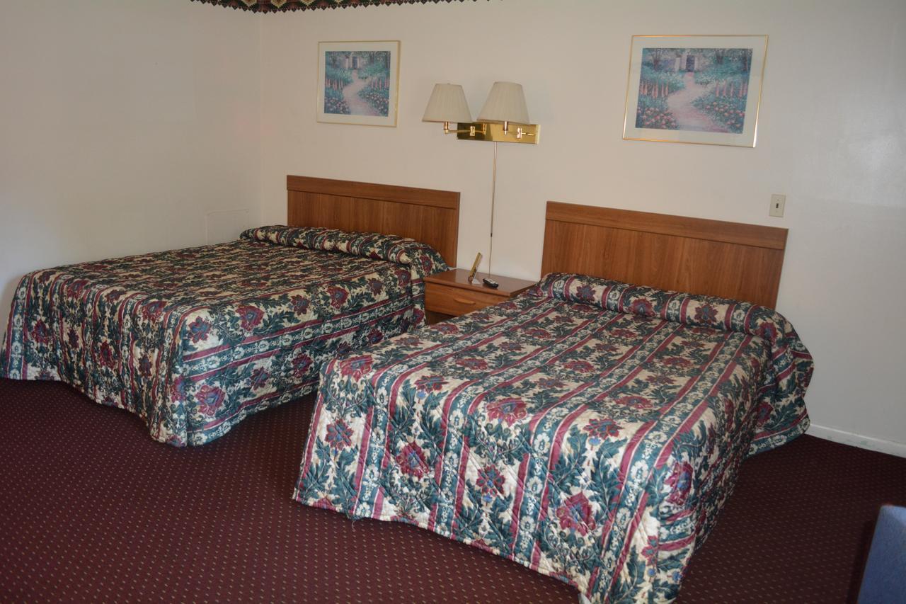 Ventura Motel Ludington Esterno foto